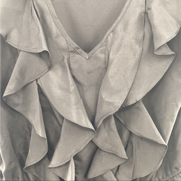 METAPHOR black ruffle top! Gorgoeus. Fun. Classy! SZ L - Picture 2 of 6